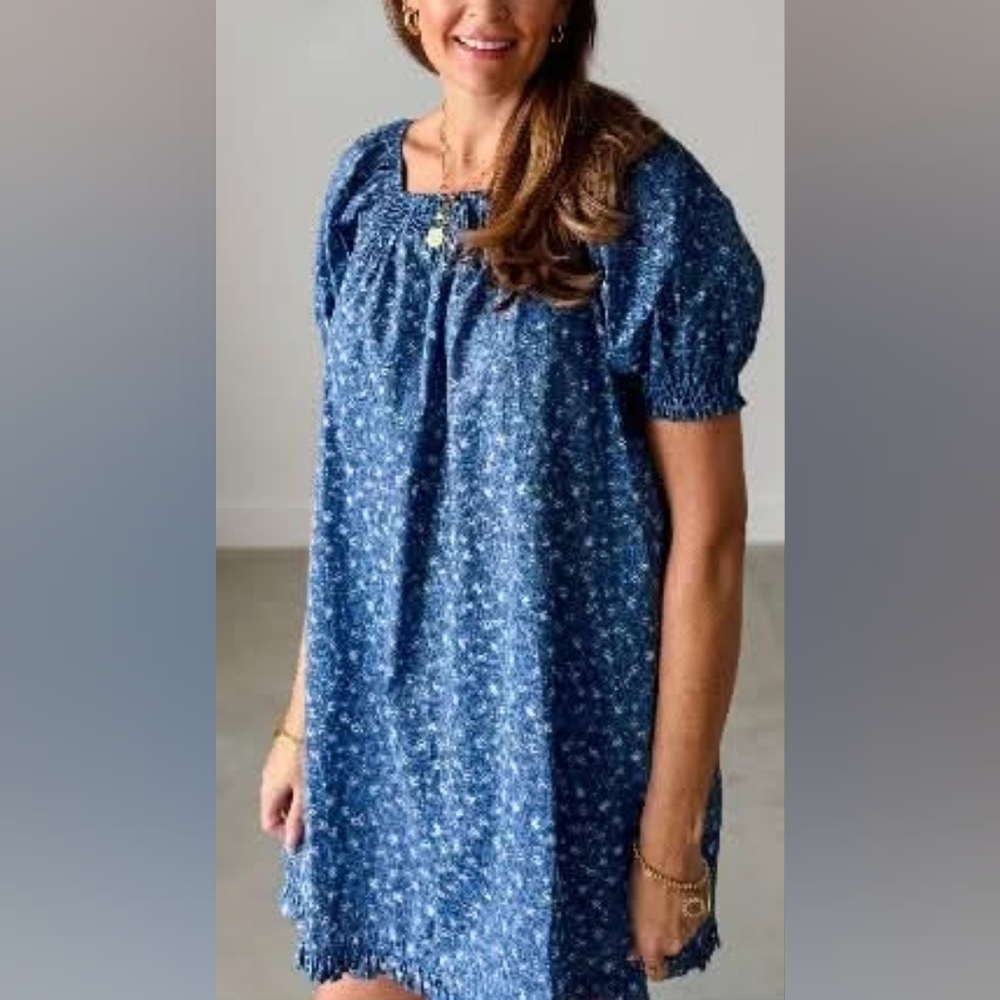 Things Between Boutique Dress Blue L